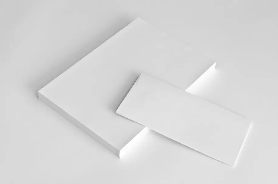 PSD мокап листа бумаги и конверта