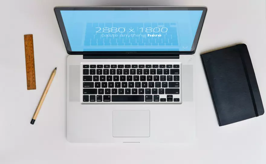 Скачать PSD mock up Macbook Pro